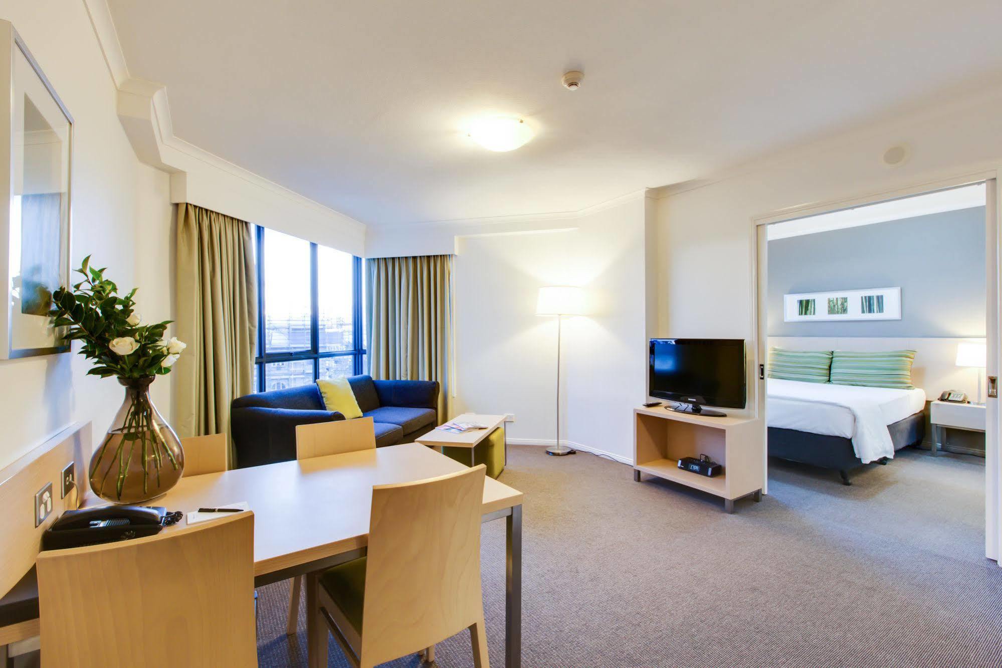 Adina Apartment Hotel Brisbane Esterno foto