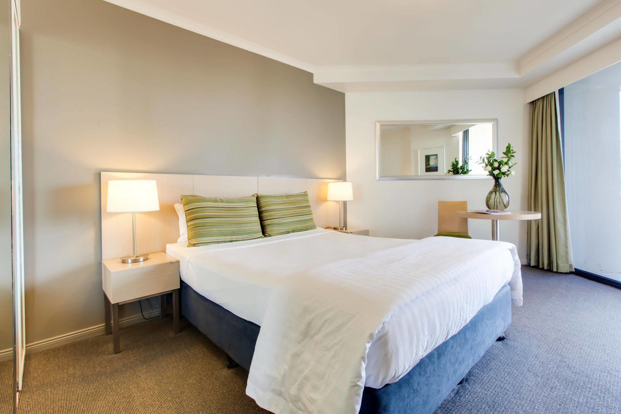 Adina Apartment Hotel Brisbane Esterno foto